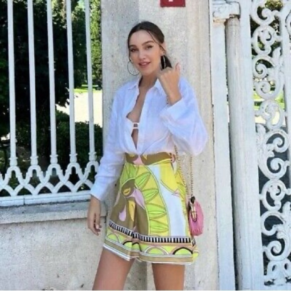 Zara Printed High‎ Waist Shorts - Picture 16 of 17